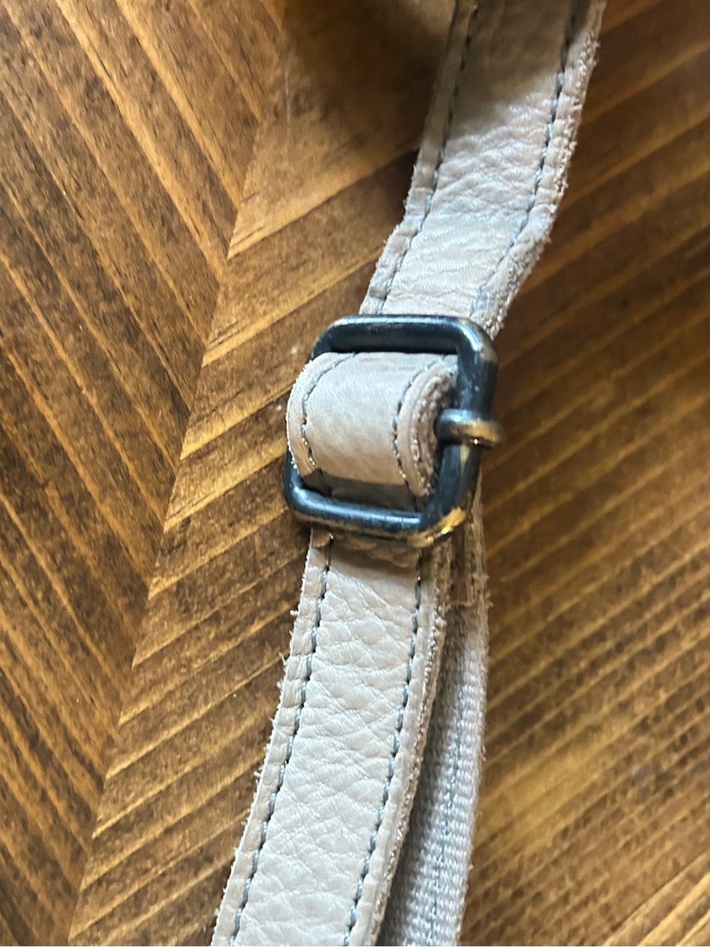 AUNTS & UNCLES Mrs Pie Puff Crossbody - Picture 9 of 16